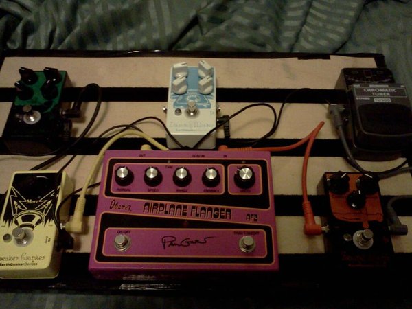 pedal board.jpg