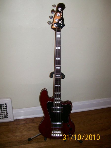 Perhaps not the most flattering pic, but whatever.