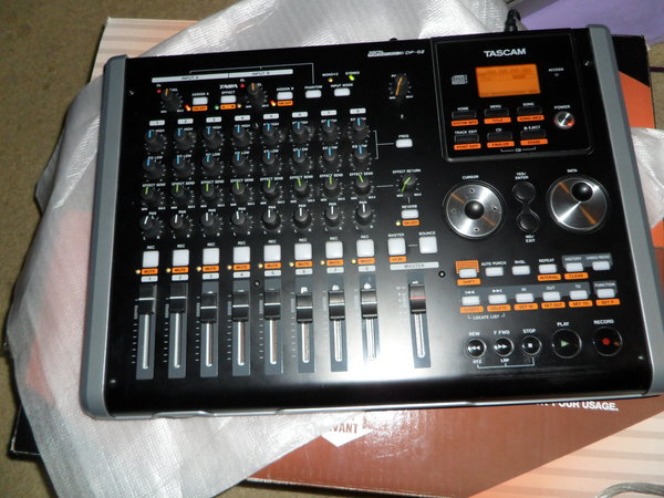 tascam.JPG