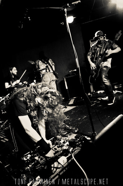 mad noise groove.php.jpeg