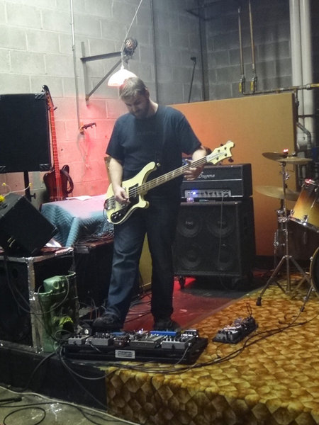 ILFNEM_datBCbass.jpg