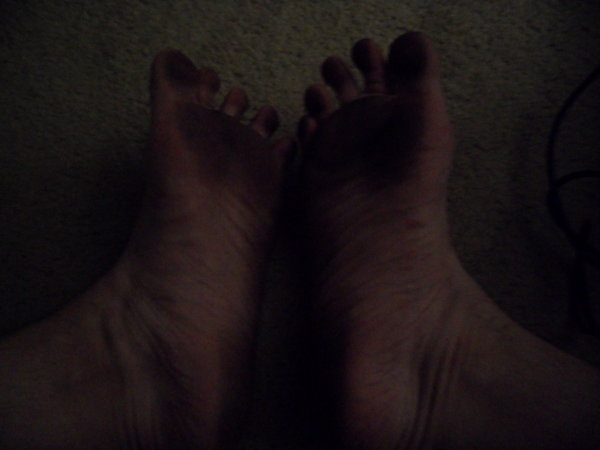 trollfeet.JPG