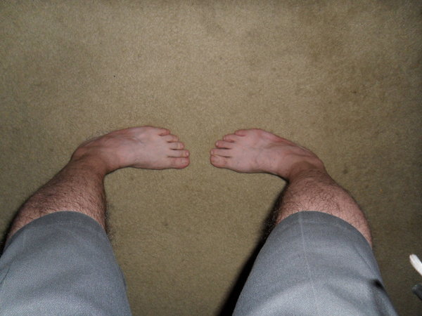 trollfeet2.JPG
