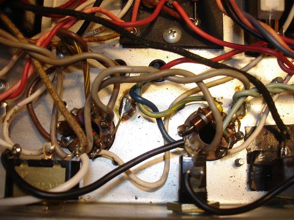 old loose power tube sockets.JPG