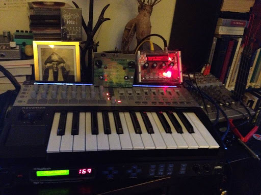 Fuzzifer_noise_synth_setupMESS.jpg