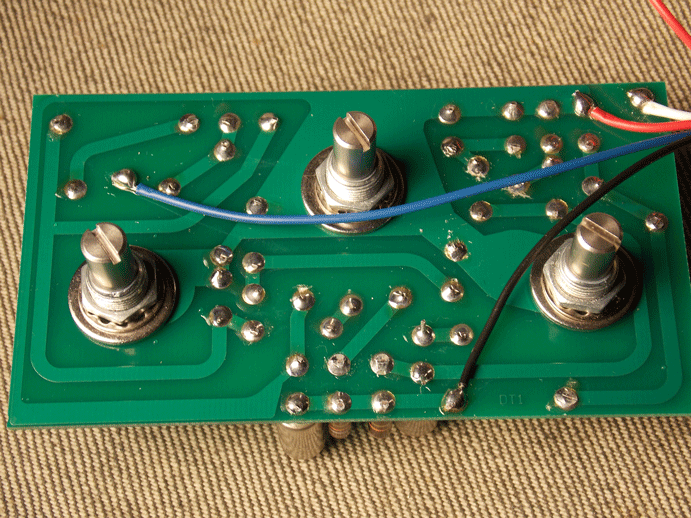 reverse side Jext Telez Dizzy Tone board