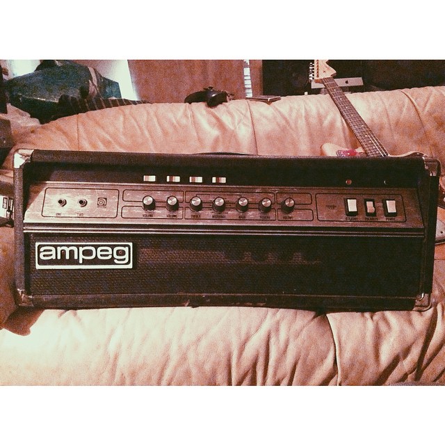 ampeg.jpg