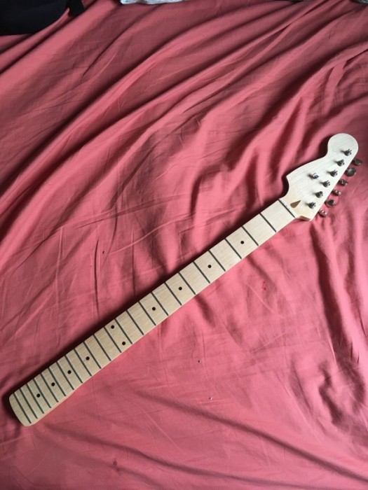 Baritone Neck (600x800).jpg