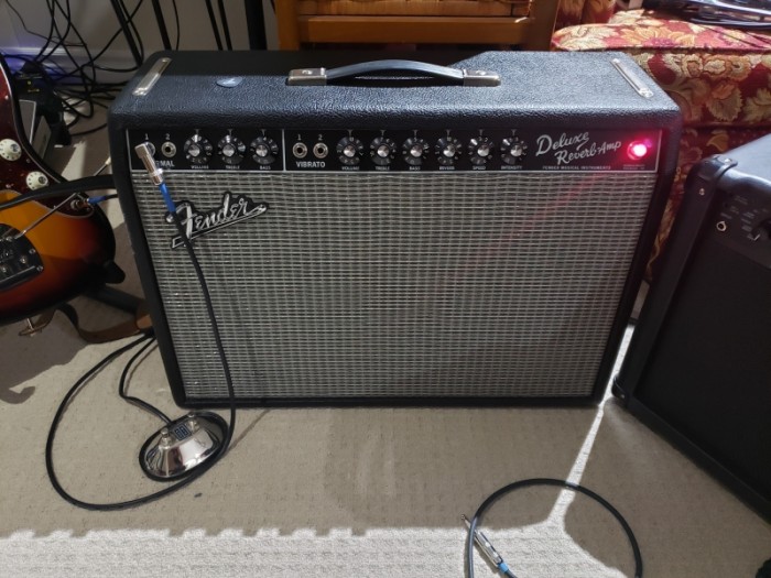 Deluxe Reverb.jpg