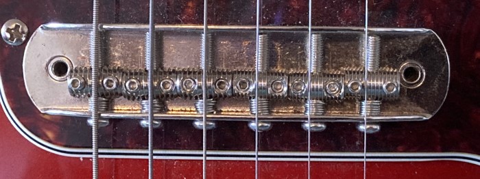 i don't remember ever having an electric guitar bridge's saddles line up this close to consistency.