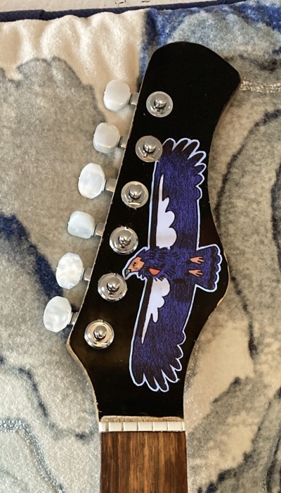 kondor headstock.jpg