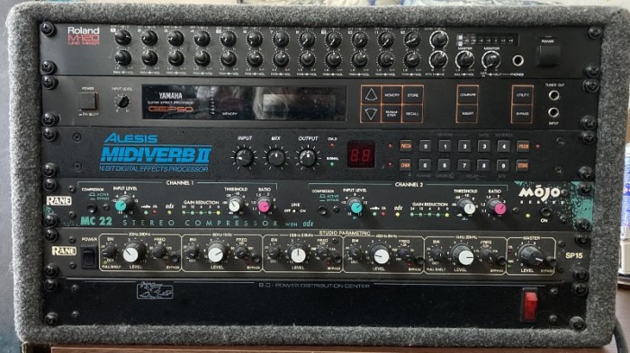 rack with mixer.jpg (142.22 KiB) Viewed 1098 times rack with mixer.jpg