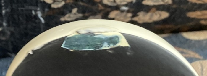 headstock patched.jpg (44.73 KiB) Viewed 765 times yeah, i know, not a great picture...try taking a end-of-headstock photo holding the phone in one hand and the neck of the guitar in the other. the things i do for content...