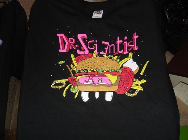 Garrett's Cheeseburger UFO.JPG