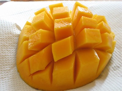 mango_cut.jpg
