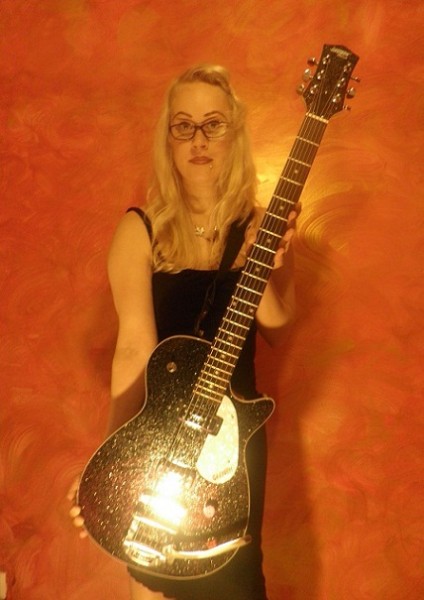 basso3.jpg (109 KiB) Viewed 2559 times Gretsch pro jet baritone /VI bass