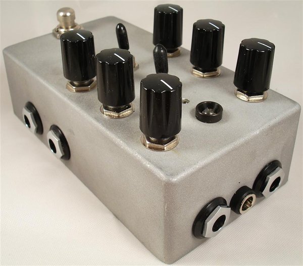 Tremolessence Sides.JPG