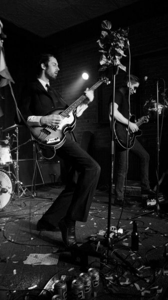 21906_399581963446940_1135757692_n.jpg (62.81 KiB) Viewed 1070 times Not Paul